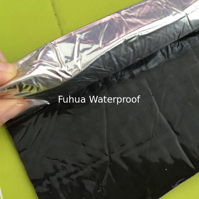 SBS Self Adhesive Aluminum Roofing Sheet Waterproof Bitumen Membrane 1.0mm-5.0mm Thickness Waterproof Durable